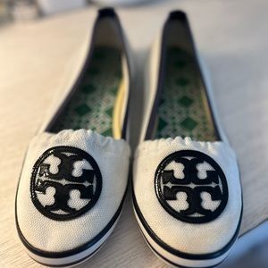 Tory Burch canvas shoes size 8.5 runs small like size 8